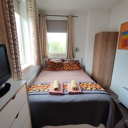 Huis Van Steen Lelystad Exteriör bild