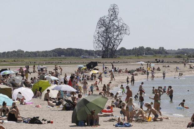 Huis Van Steen Lelystad Exteriör bild