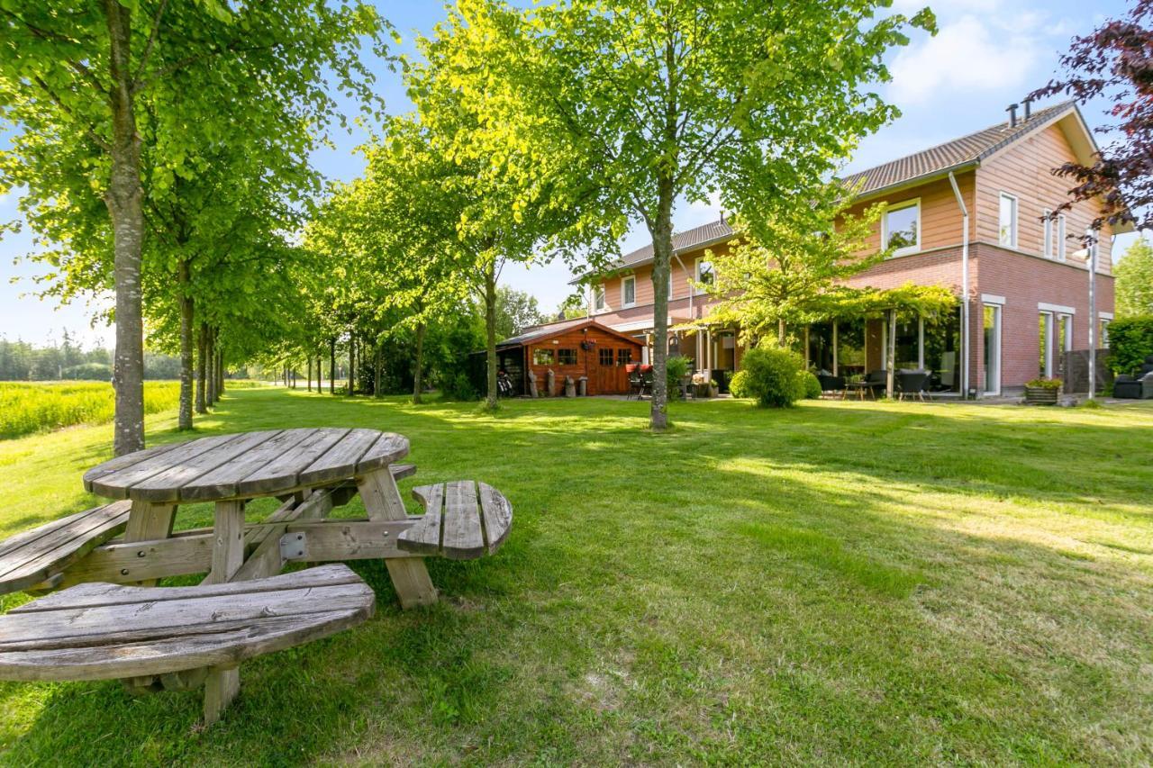 Huis Van Steen Lelystad Exteriör bild